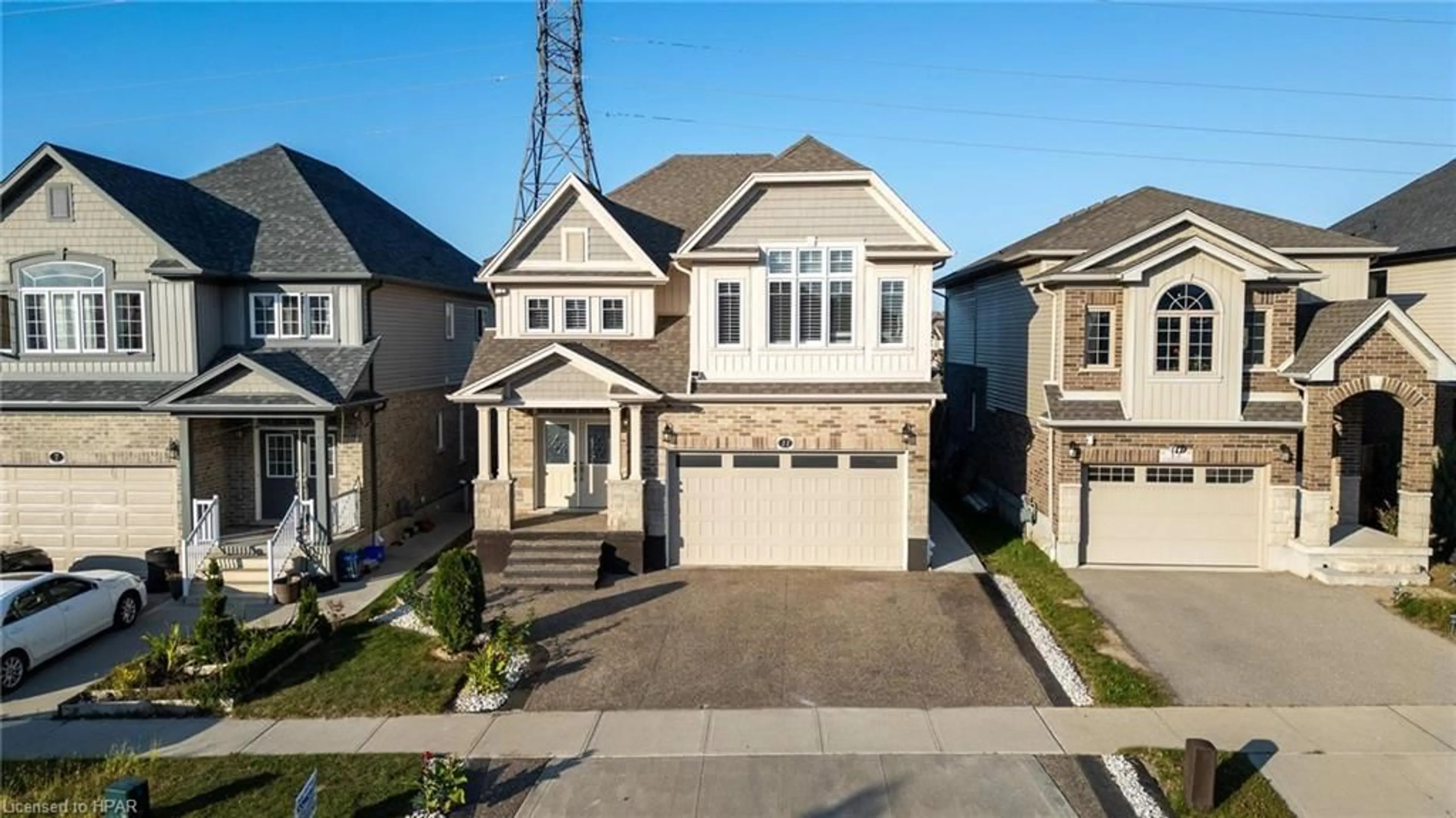 A pic from exterior of the house or condo, the street view for 11 Netherwood Rd, Kitchener Ontario N2P 0B7