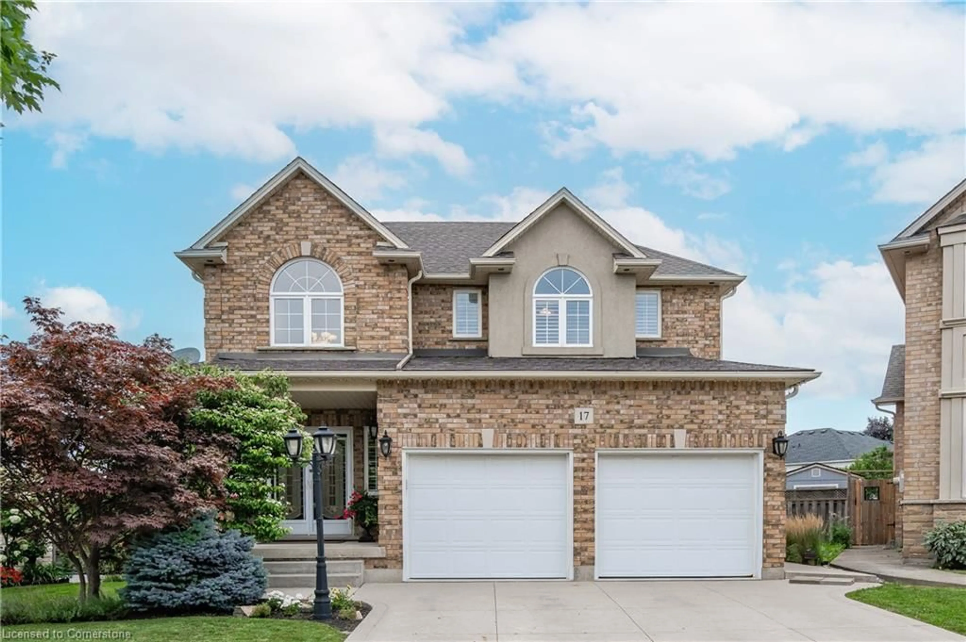 Home with brick exterior material for 17 Hillcroft Dr, Stoney Creek Ontario L8J 3W6