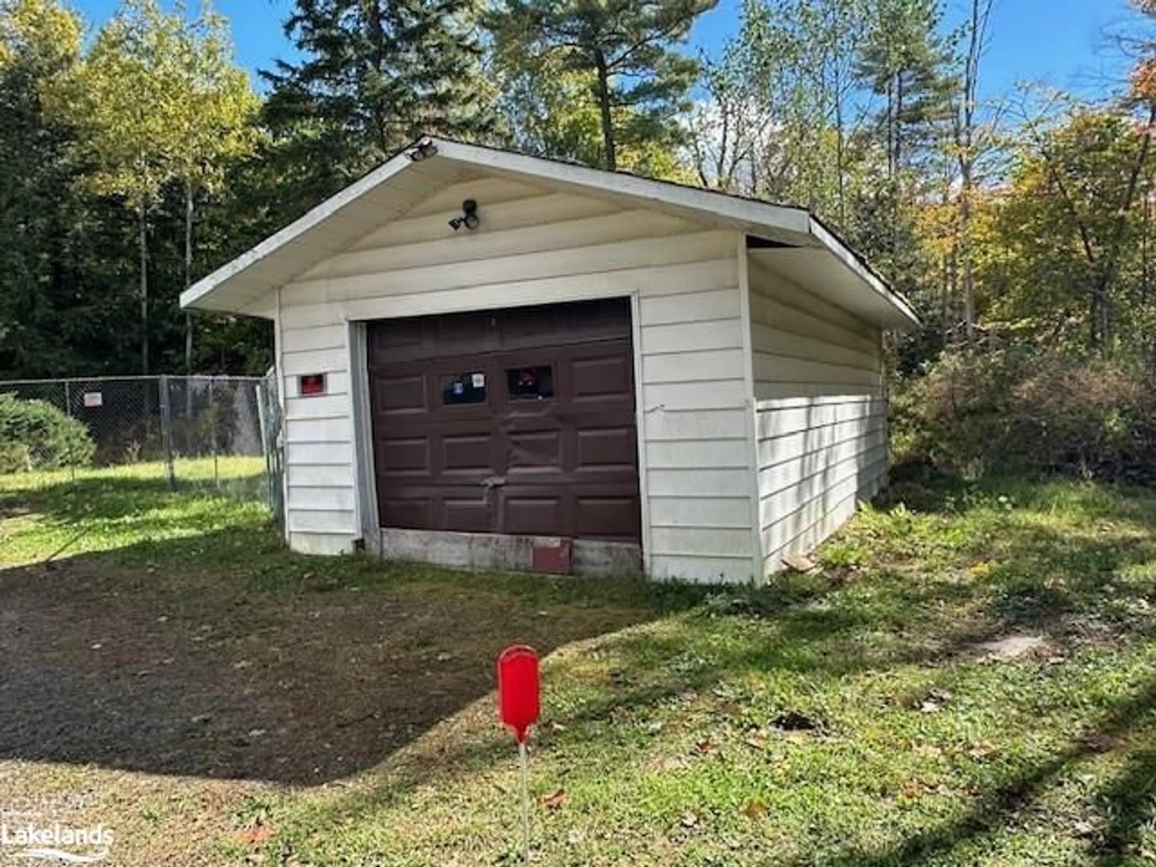 Shed for 33 Highway 124, Parry Sound Ontario P2A 2W7