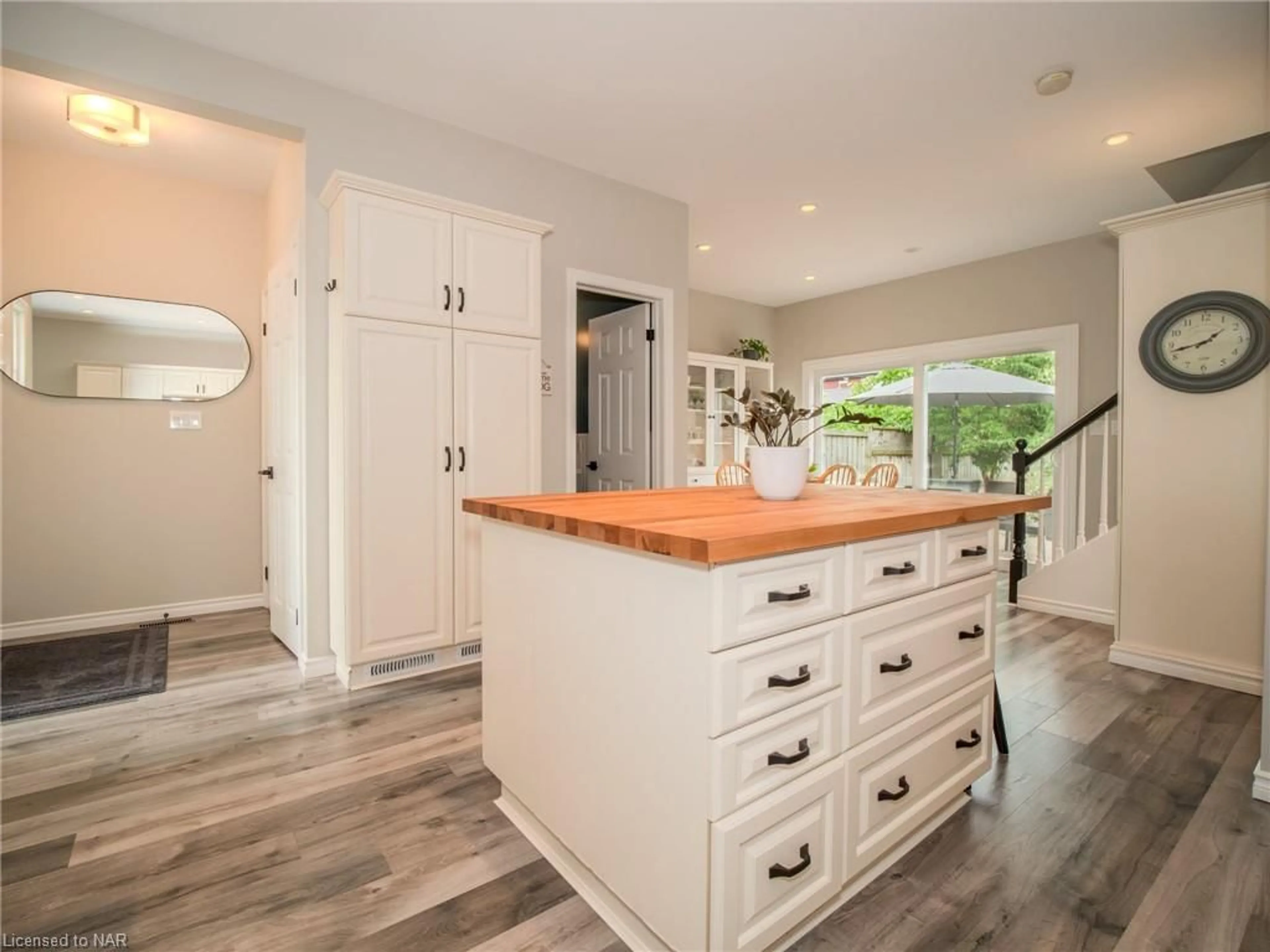 Open concept kitchen for 42.5 Canal St, St. Catharines Ontario L2N 4S9