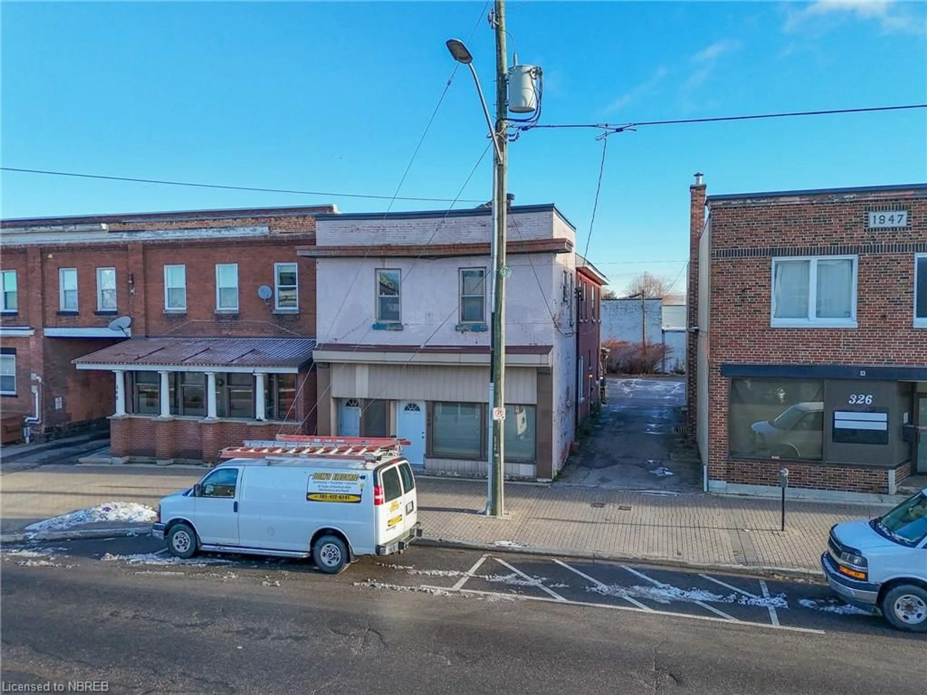 A pic from exterior of the house or condo, the street view for 340 Mcintyre St, North Bay Ontario P1B 2Z1