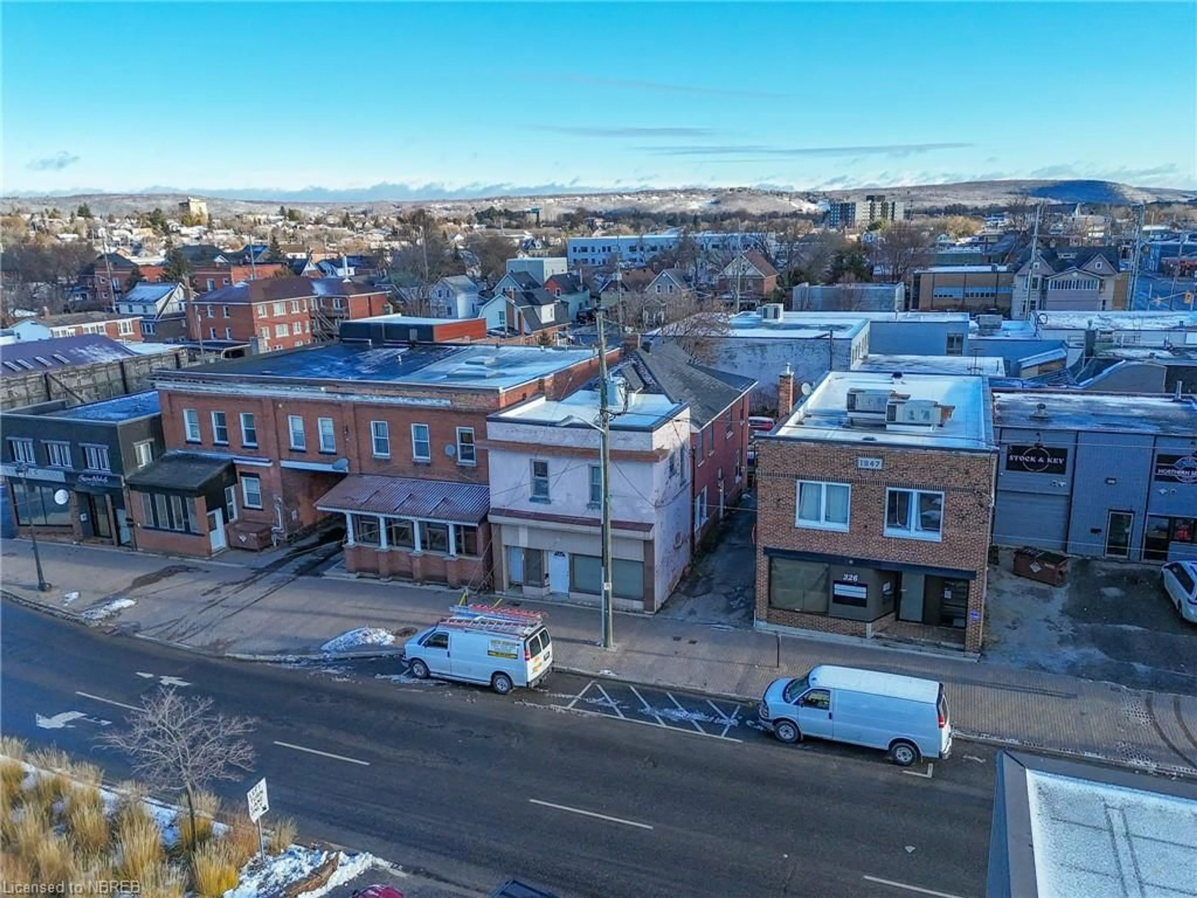 A pic from exterior of the house or condo, the street view for 340 Mcintyre St, North Bay Ontario P1B 2Z1