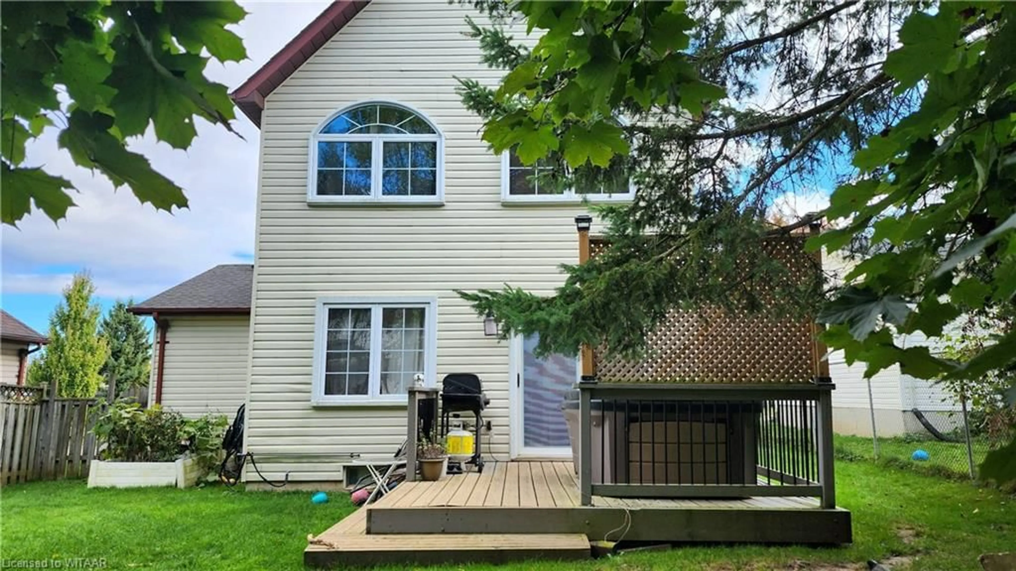 A pic from exterior of the house or condo, cottage for 48 Anderson St, Woodstock Ontario N4S 8X1