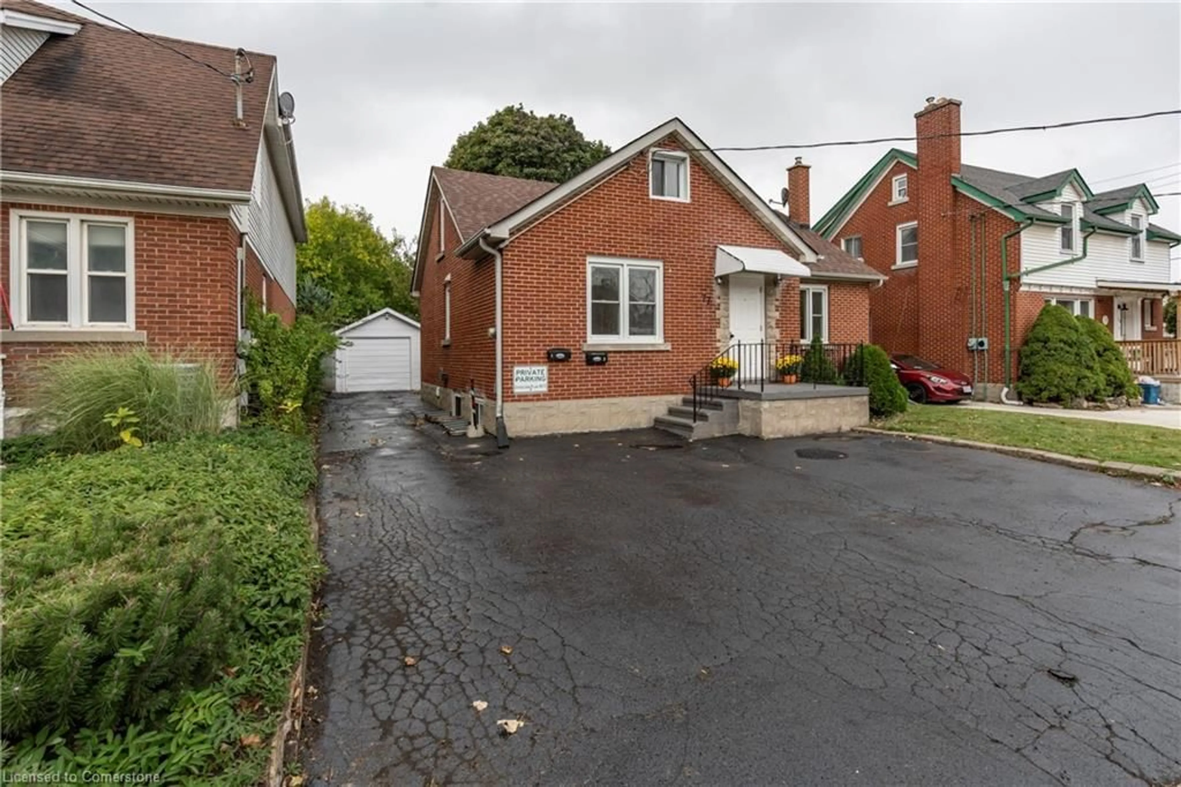 Street view for 77 Bruce St, Kitchener Ontario N2B 1Y7