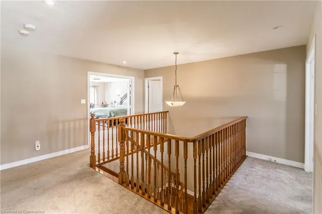 Additional property image - 8 Playfair Crt