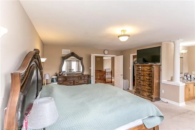 Additional property image - 8 Playfair Crt
