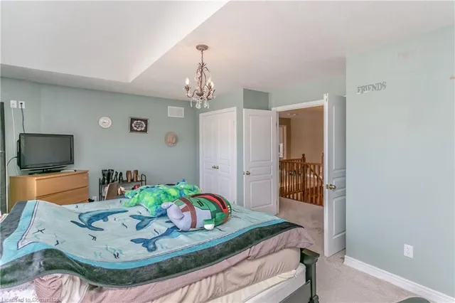 Additional property image - 8 Playfair Crt