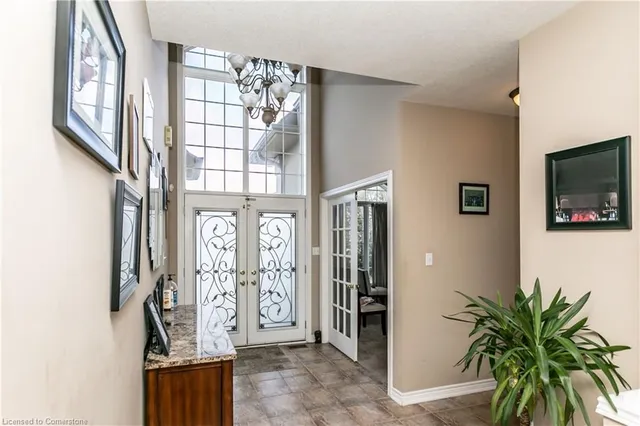 Additional property image - 8 Playfair Crt