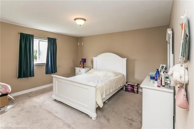 Additional property image - 8 Playfair Crt