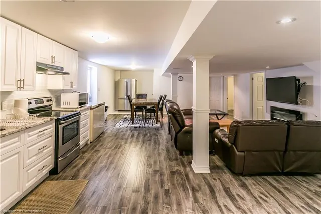Additional property image - 8 Playfair Crt