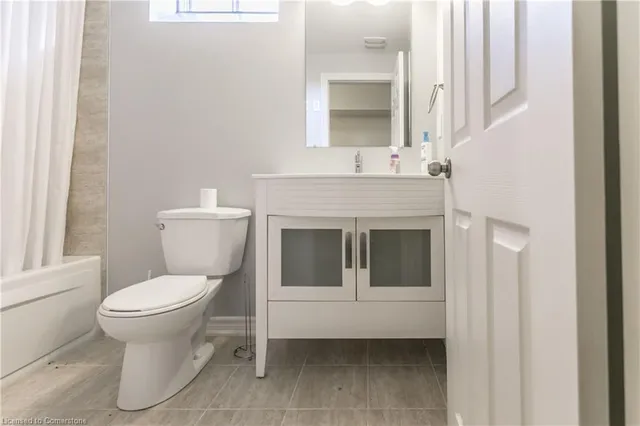 Additional property image - 8 Playfair Crt