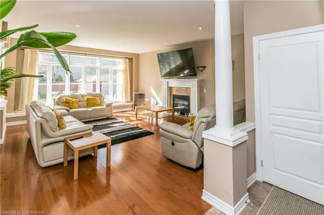 Additional property image - 8 Playfair Crt