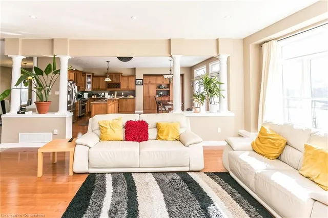 Additional property image - 8 Playfair Crt