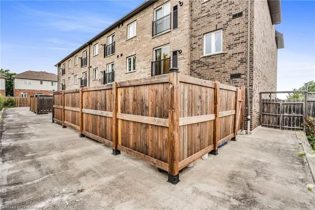 Additional property image - 886 Golf Links Rd Unit 104