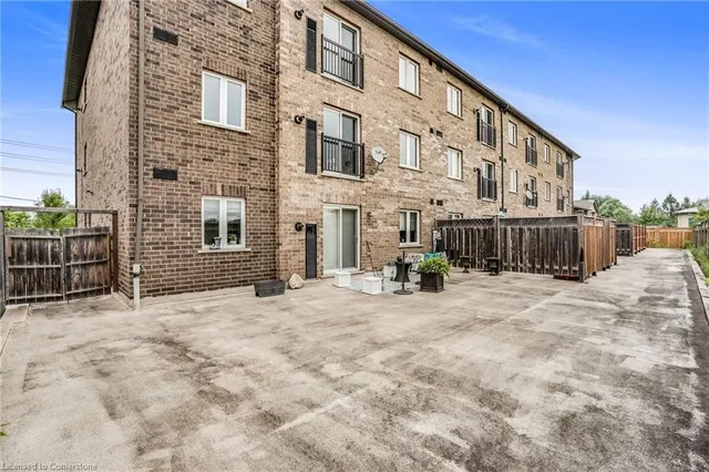 Additional property image - 886 Golf Links Rd Unit 104
