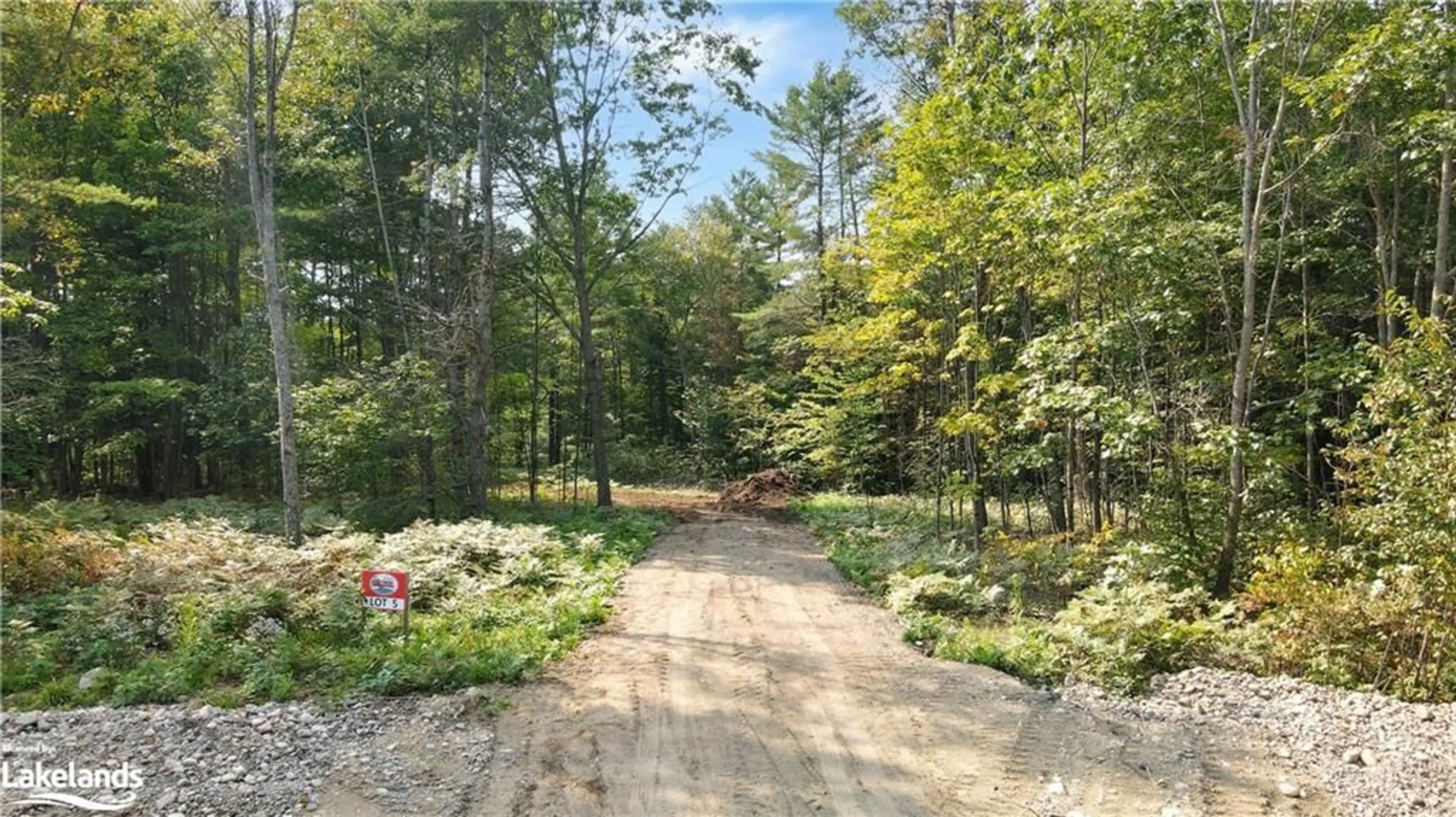 Patio, the fenced backyard for LOT 5 N/A, Haliburton Ontario K0M 1J2