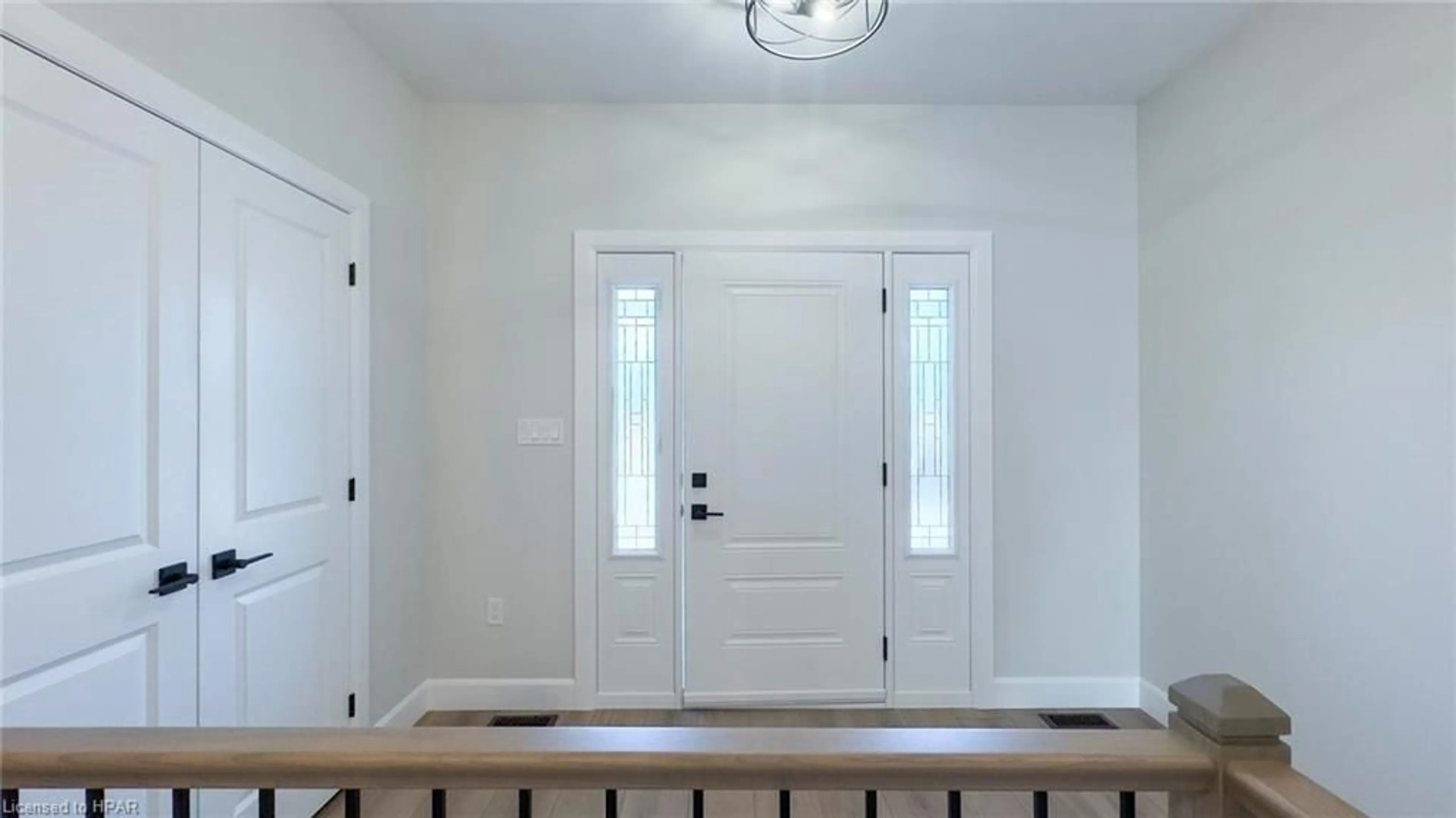 Indoor entryway, wood floors for 467 Woodridge Dr, Goderich Ontario N7A 0C7