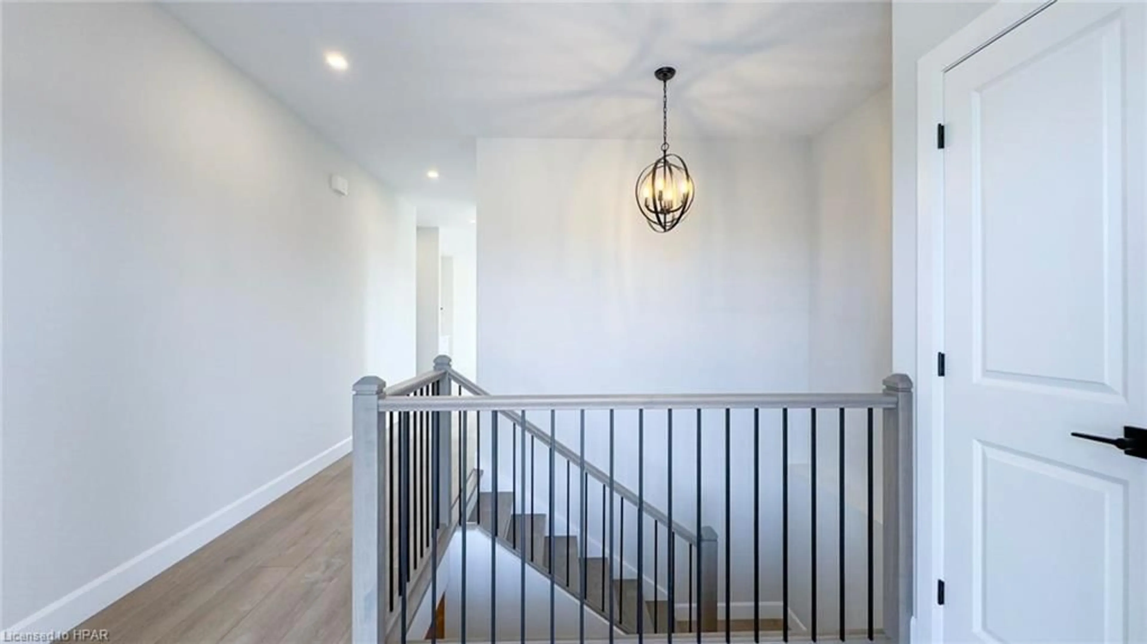 Indoor entryway, wood floors for 467 Woodridge Dr, Goderich Ontario N7A 0C7