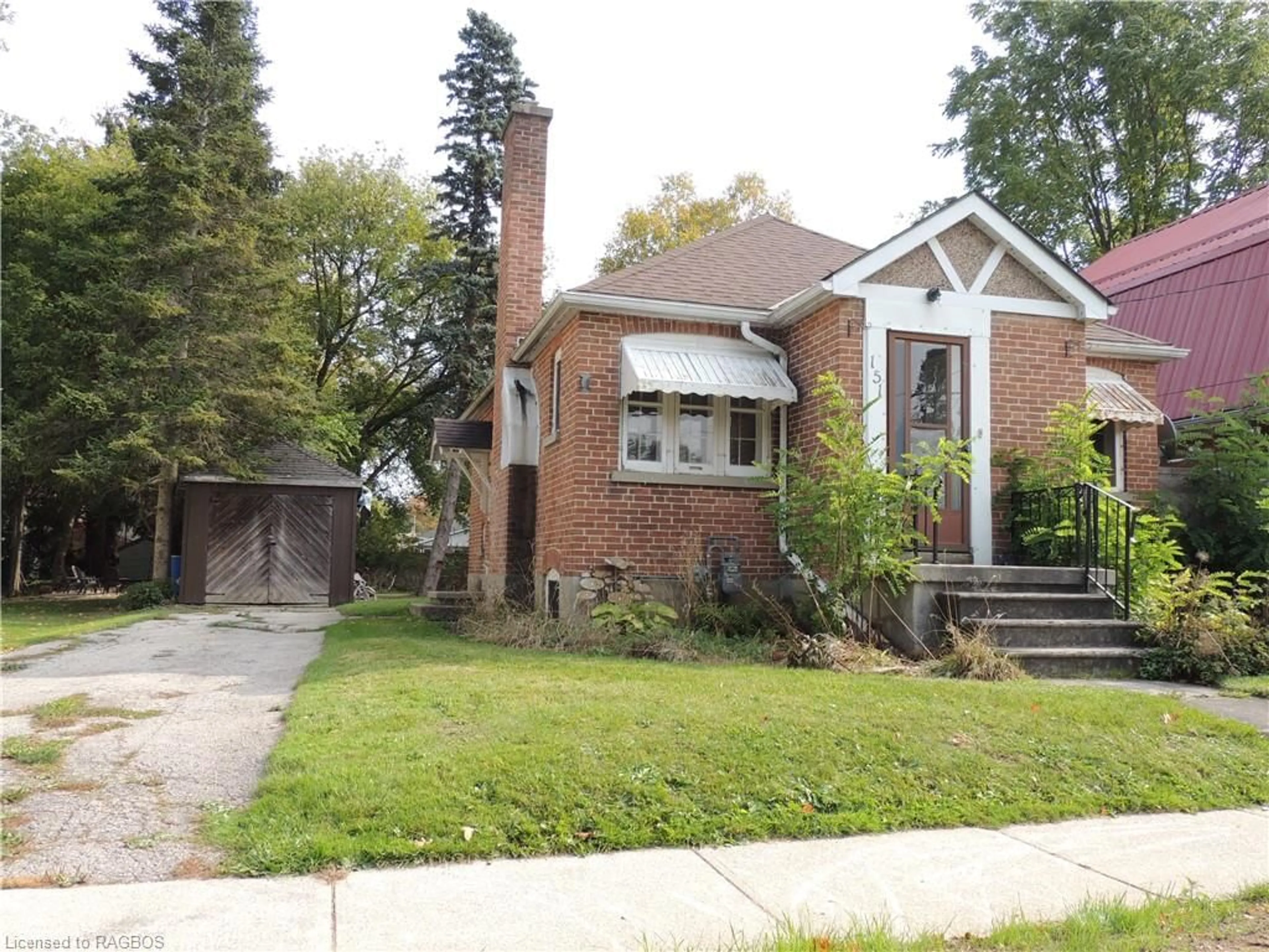 Frontside or backside of a home, the street view for 151 Countess St, Durham Ontario N0G 1R0