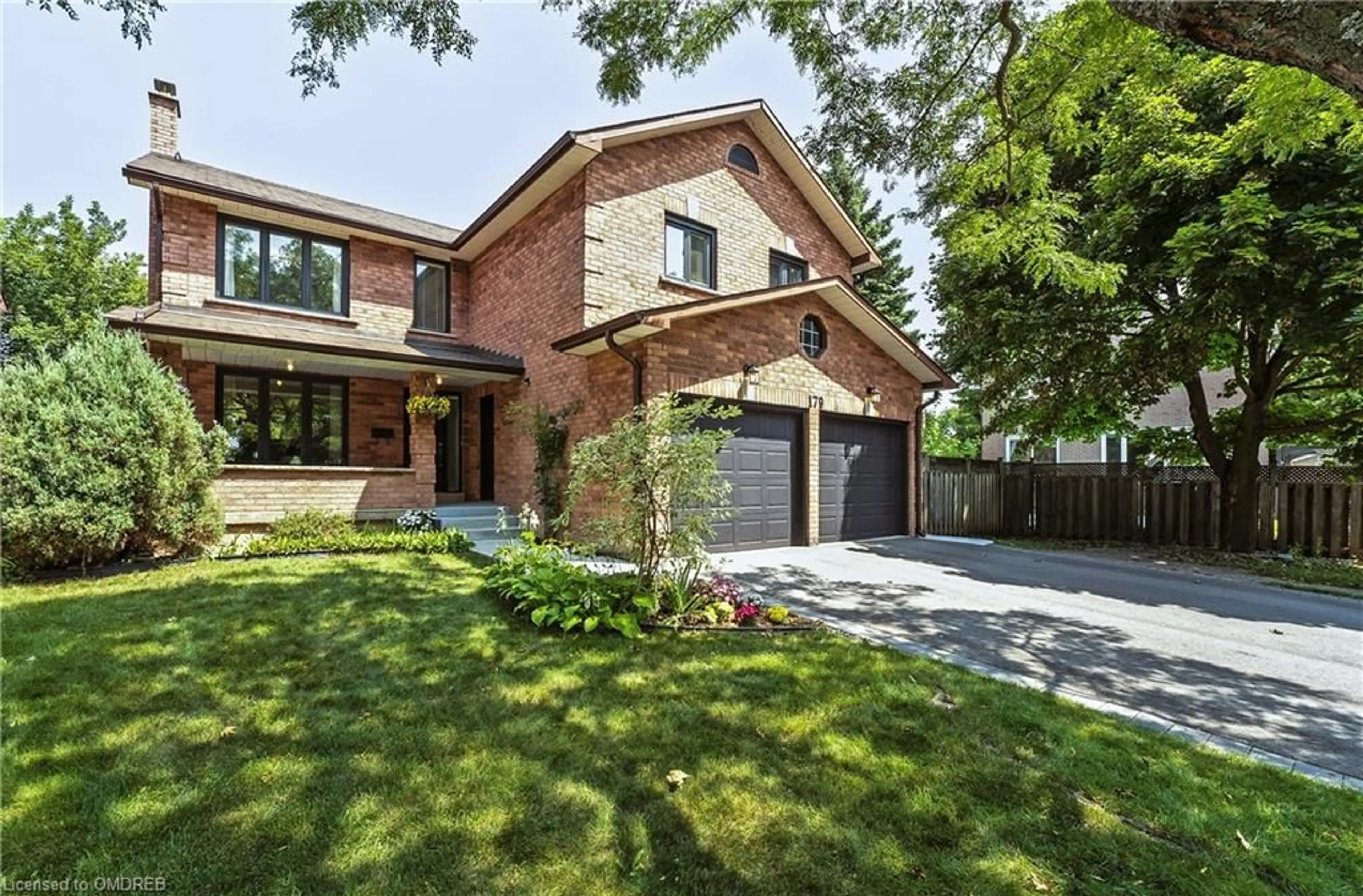 Home with brick exterior material for 179 Romain Cres, Oakville Ontario L6H 5A5