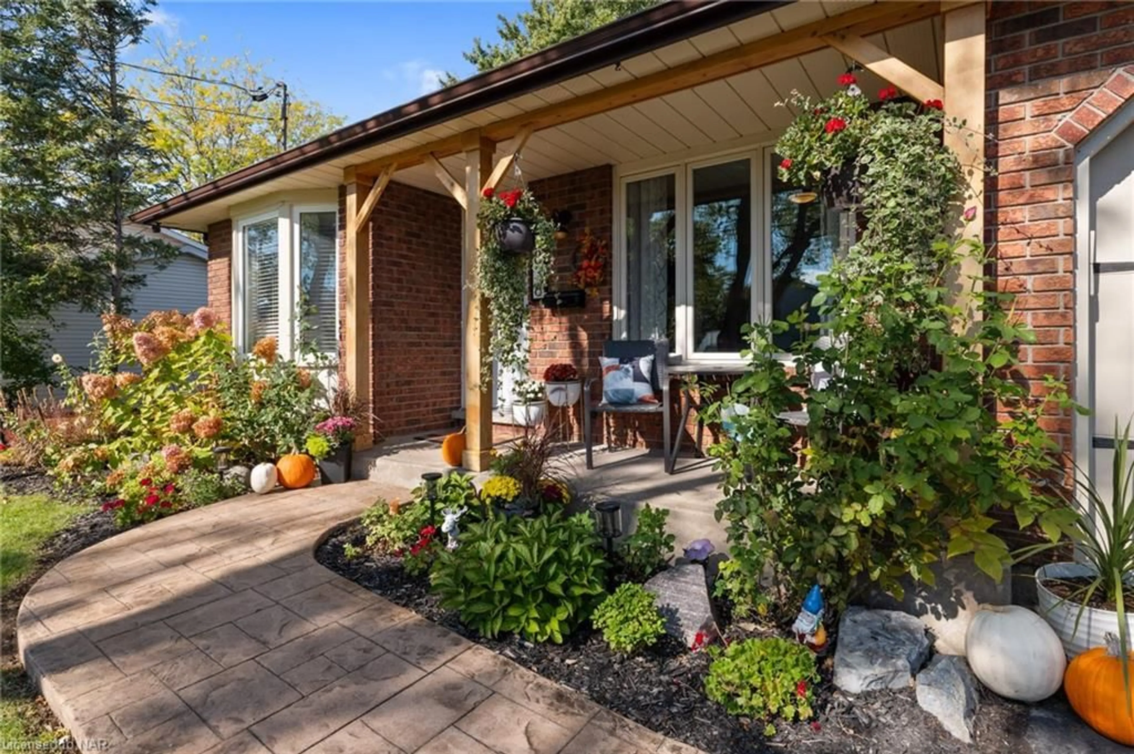 Patio, cottage for 3838 Summit Ave, Ridgeway Ontario L0S 1N0