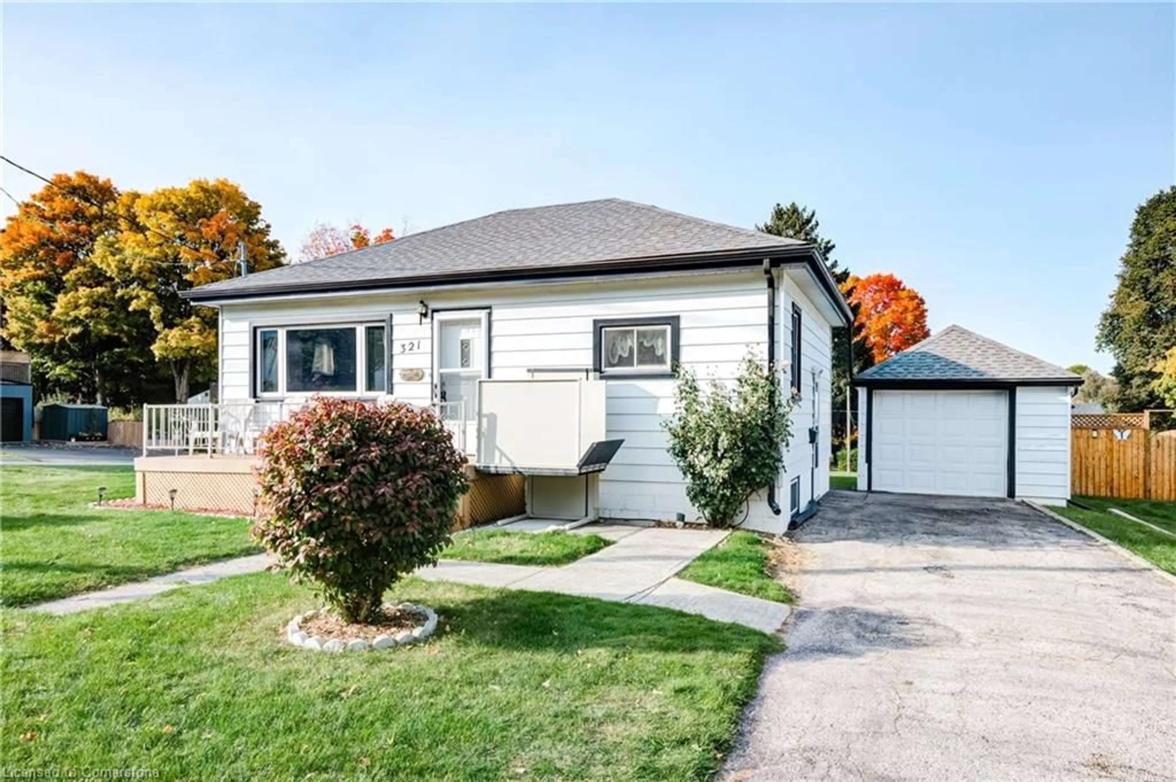 Frontside or backside of a home, cottage for 321 Kendall Ave, Woodstock Ontario N4S 2B7