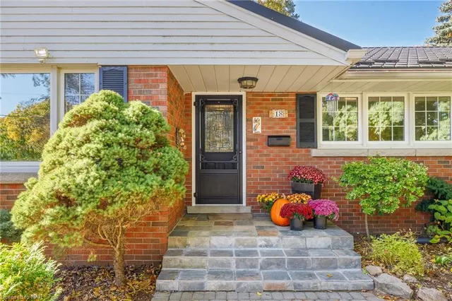 18 Alan Cr, Fonthill 4