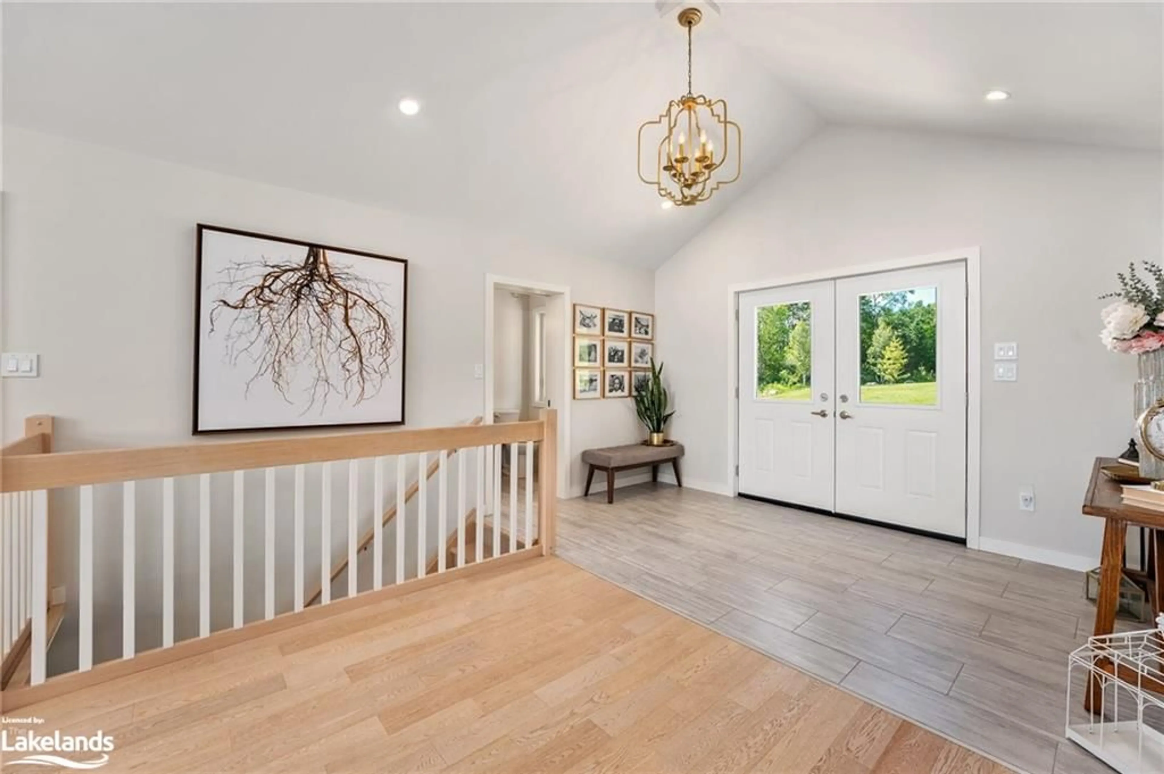 Indoor entryway, wood floors for 4318 Glamorgan Rd, Dysart Ontario K0M 1S0