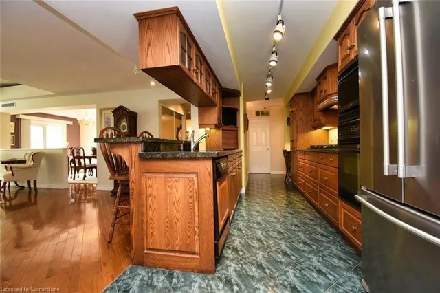 Additional property image - 980 Golf Links Rd Unit 309