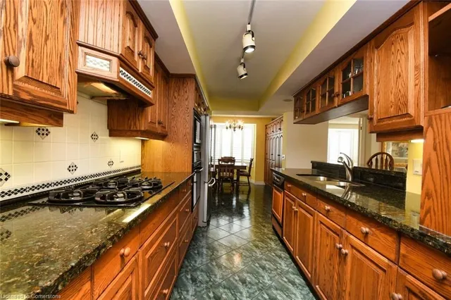 Additional property image - 980 Golf Links Rd Unit 309