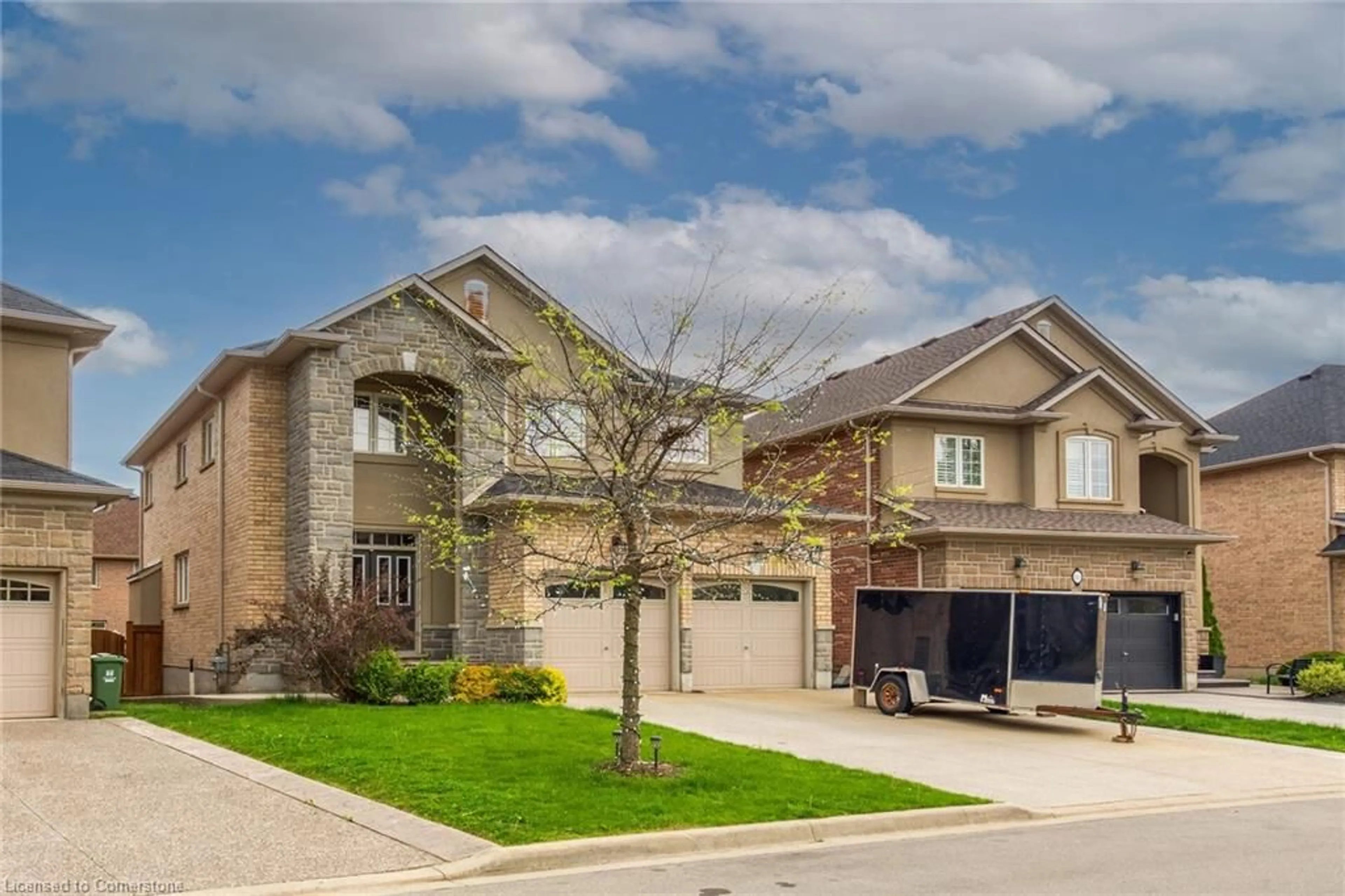 Frontside or backside of a home, the street view for 211 Vinton Rd, Ancaster Ontario L9K 0G8