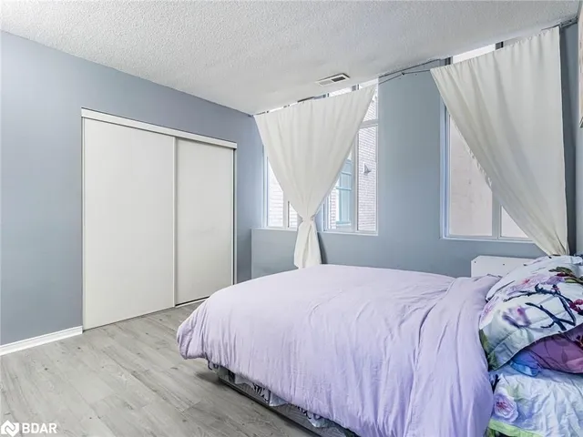 Additional property image - 36 James St Unit 303