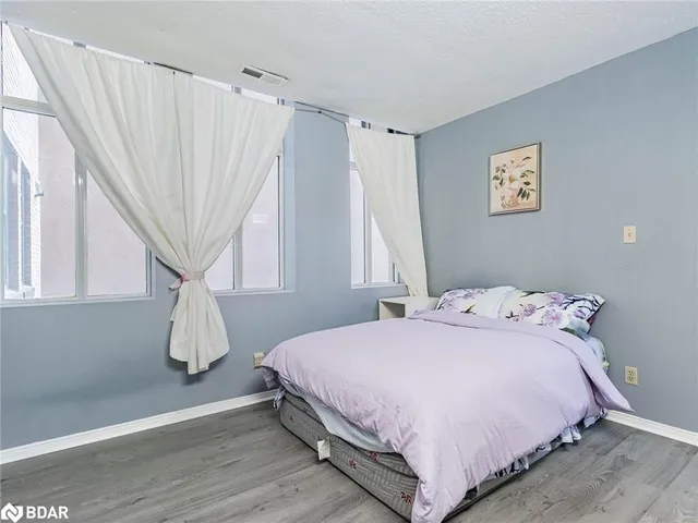 Additional property image - 36 James St Unit 303