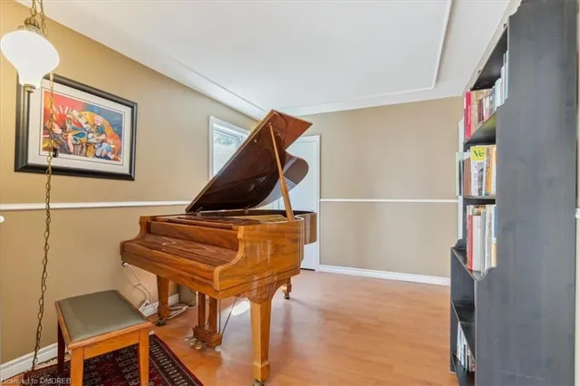 Additional property image - 2076 Churchill Ave