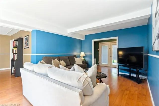 Additional property image - 2076 Churchill Ave