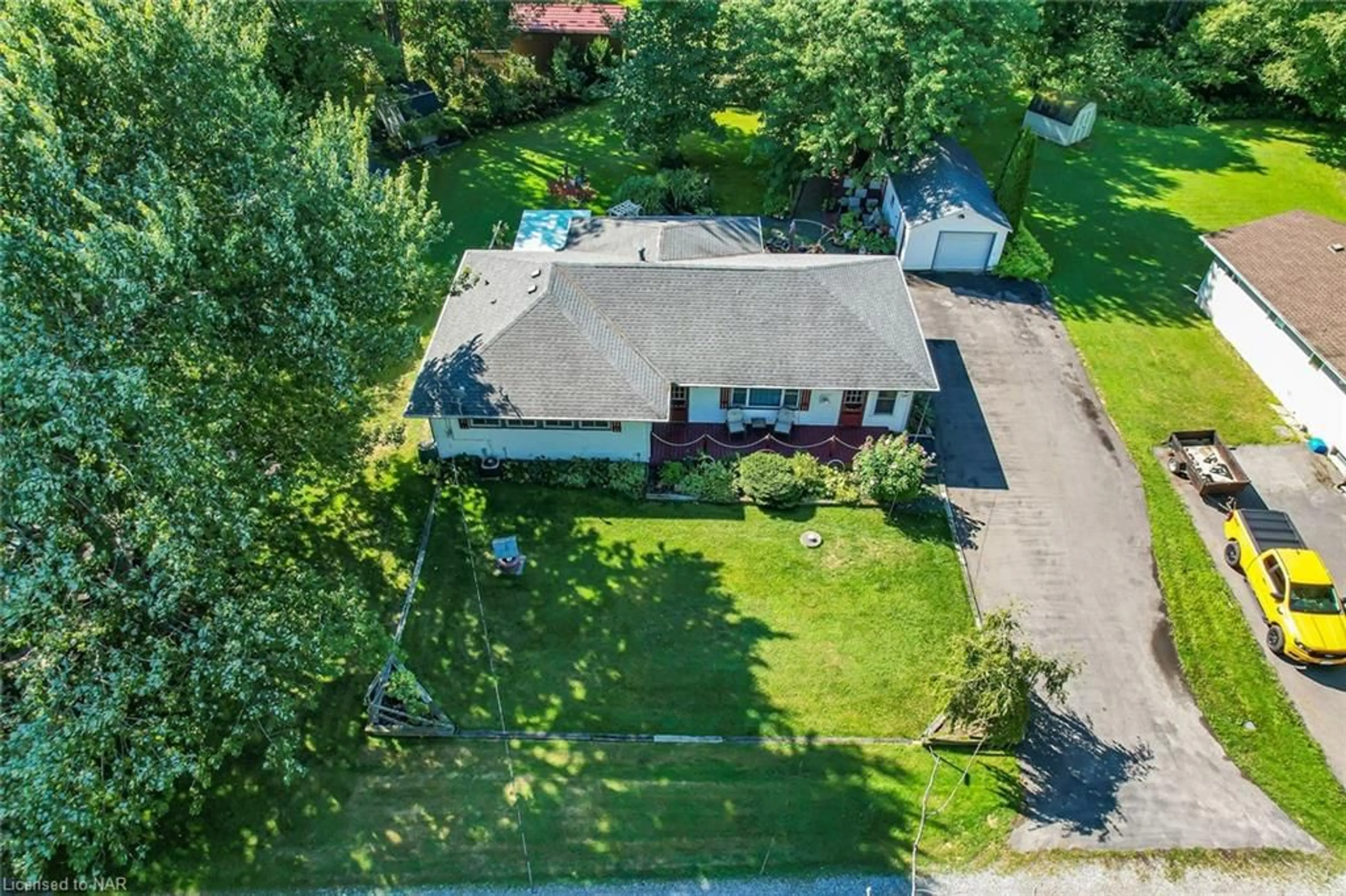 Frontside or backside of a home, cottage for 4061 Firelane 13, Sherkston Ontario L0S 1R0