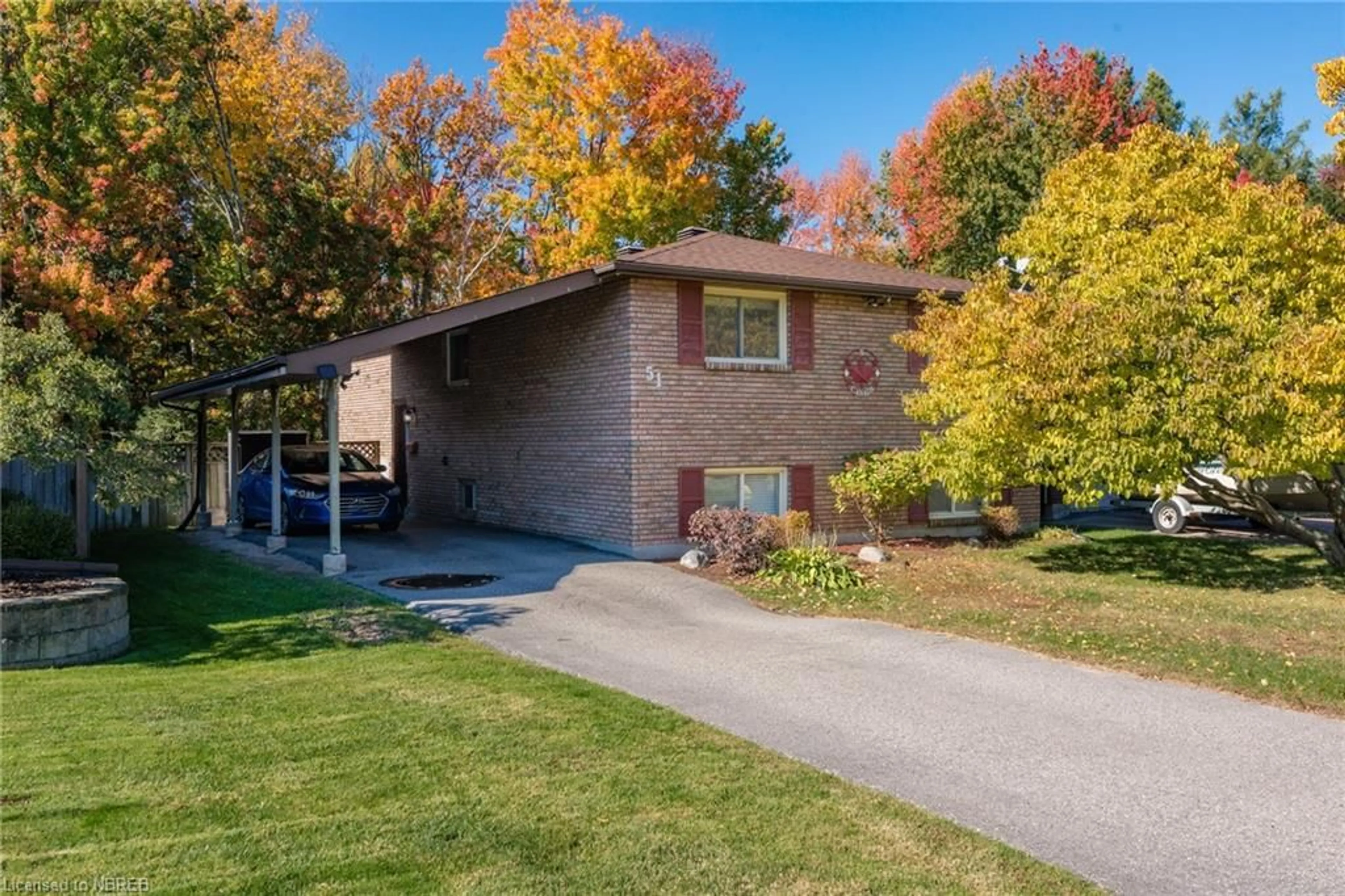 Frontside or backside of a home, cottage for 51 Harris Dr, North Bay Ontario P1A 3Z1