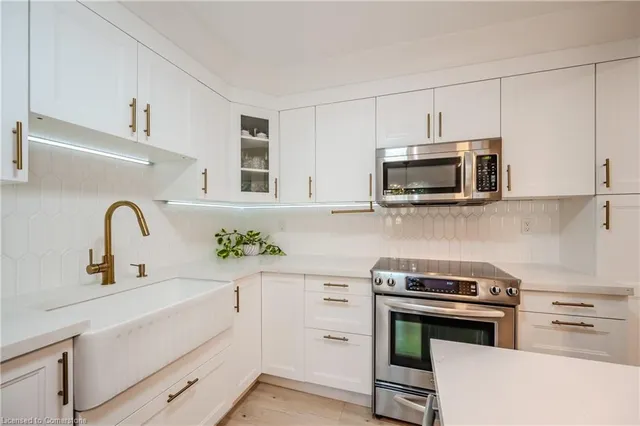 Additional property image - 223 Pioneer Dr Unit G52