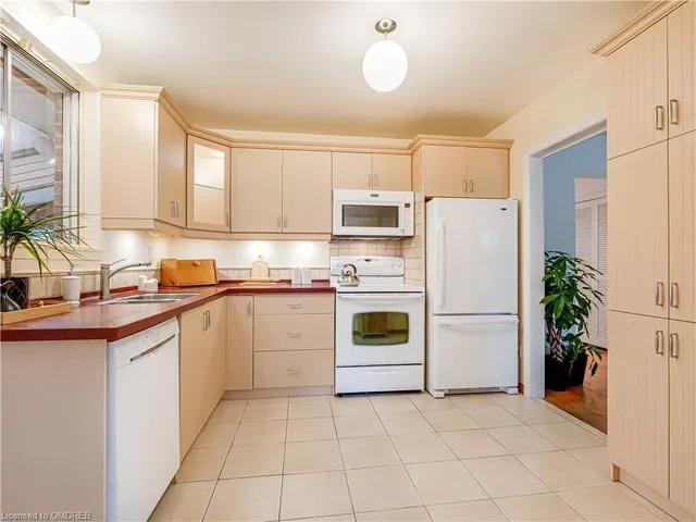Additional property image - 40 Dukinfield Cres