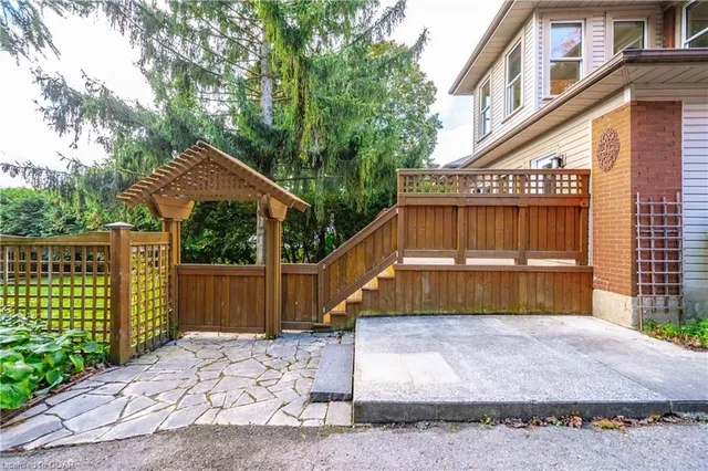 315 St Andrew St, Fergus 3