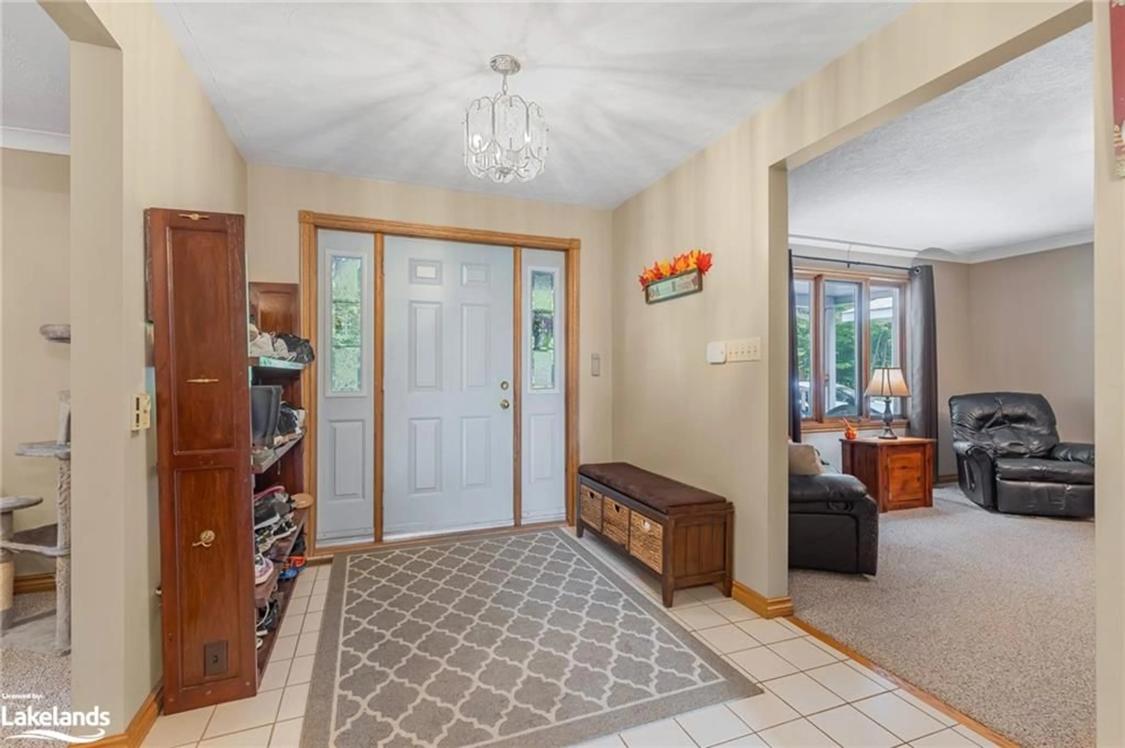 Indoor entryway, wood floors for 960 County Road 6, Tiny Ontario L9M 2H7