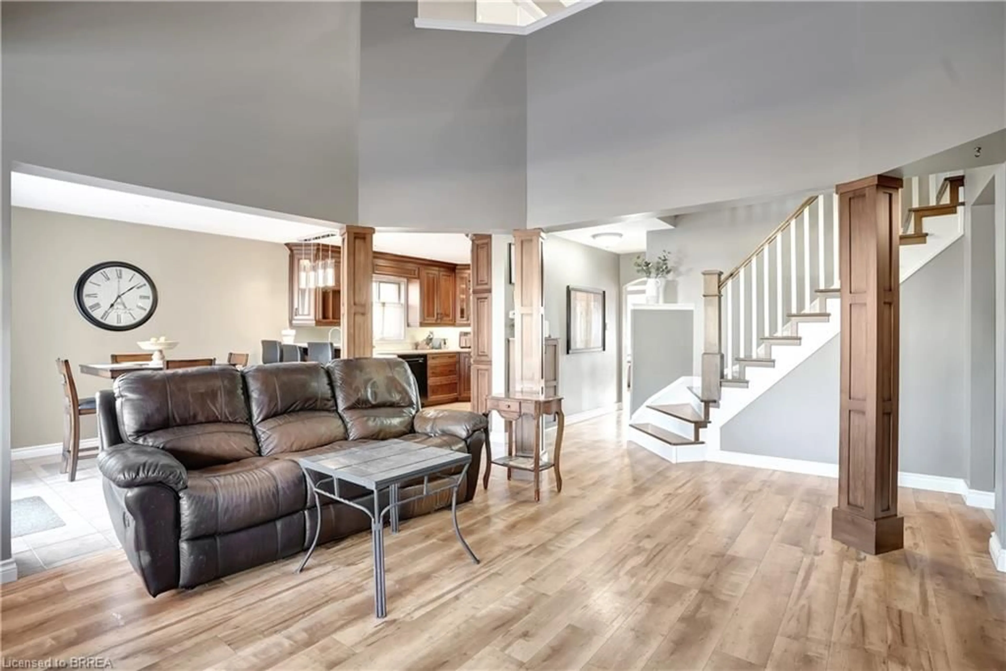 Living room, wood floors for 146 Blackburn Dr, Brantford Ontario N3T 6S2