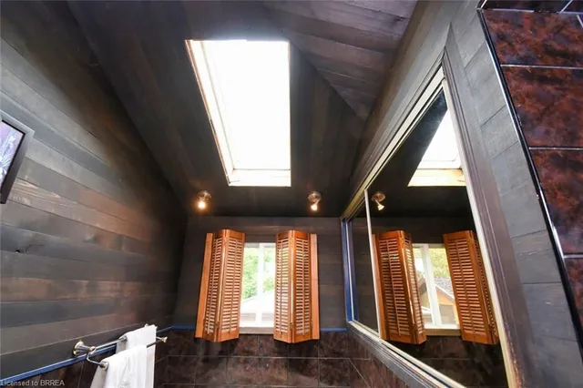 Additional property image - 20 Northgate Dr