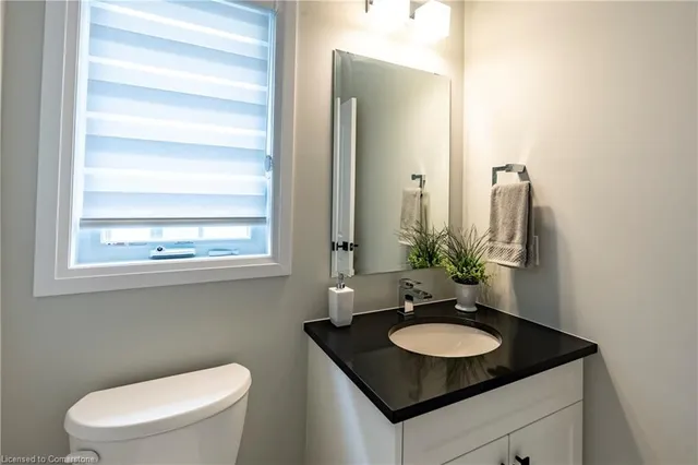 Additional property image - 955 Stonecliffe Walk