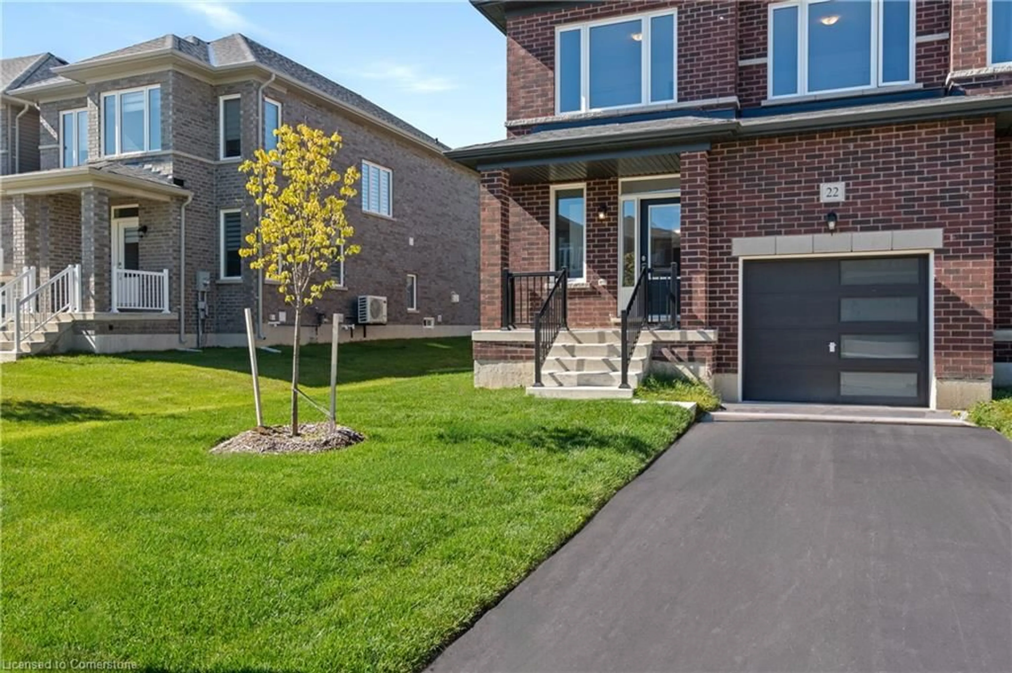 Home with brick exterior material for 22 Autumn Drive Dr, Wasaga Beach Ontario L9Z 1J9