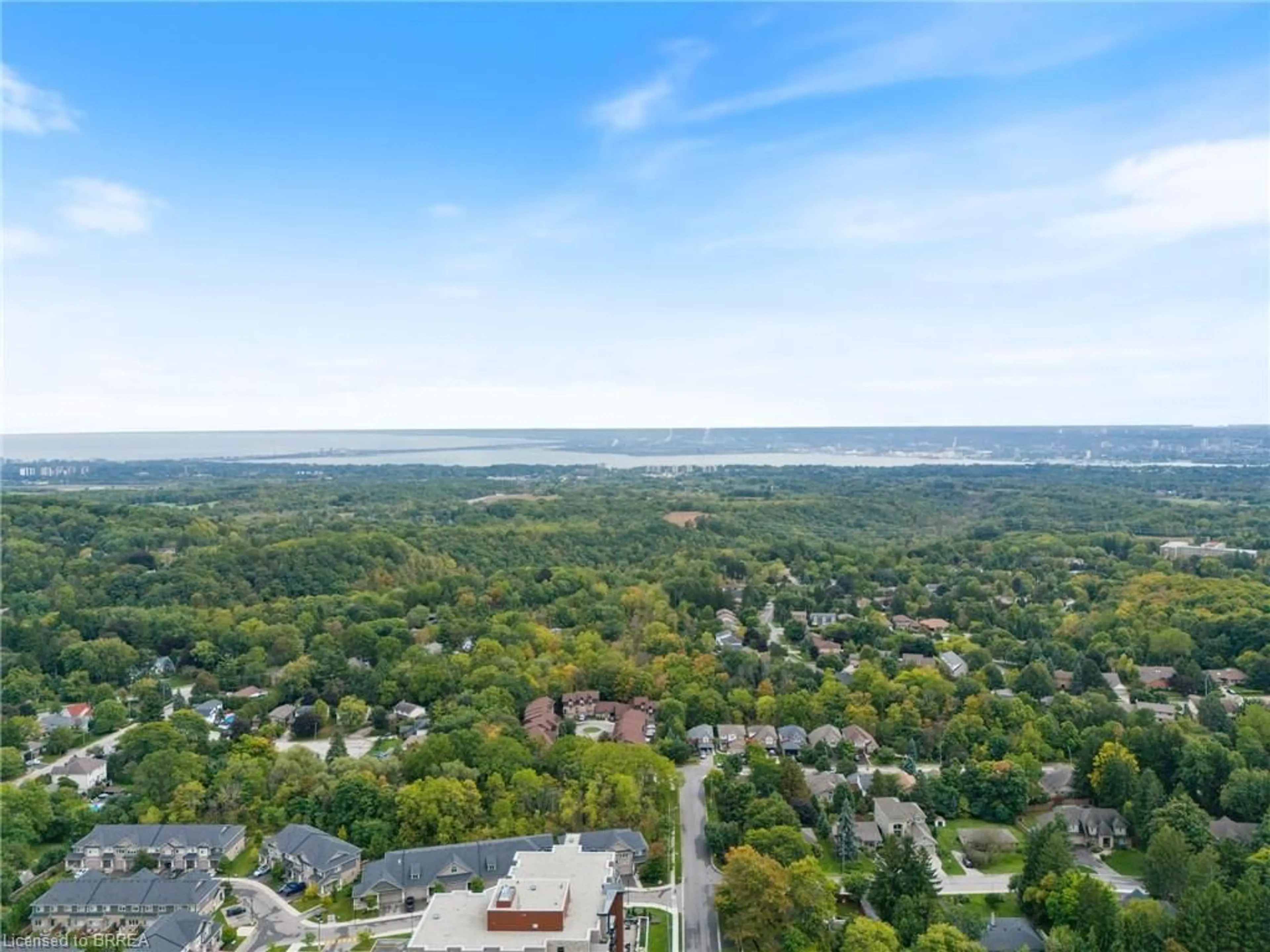 A pic from exterior of the house or condo, the view of lake or river for 5 Hamilton St #609, Waterdown Ontario L8B 2A4