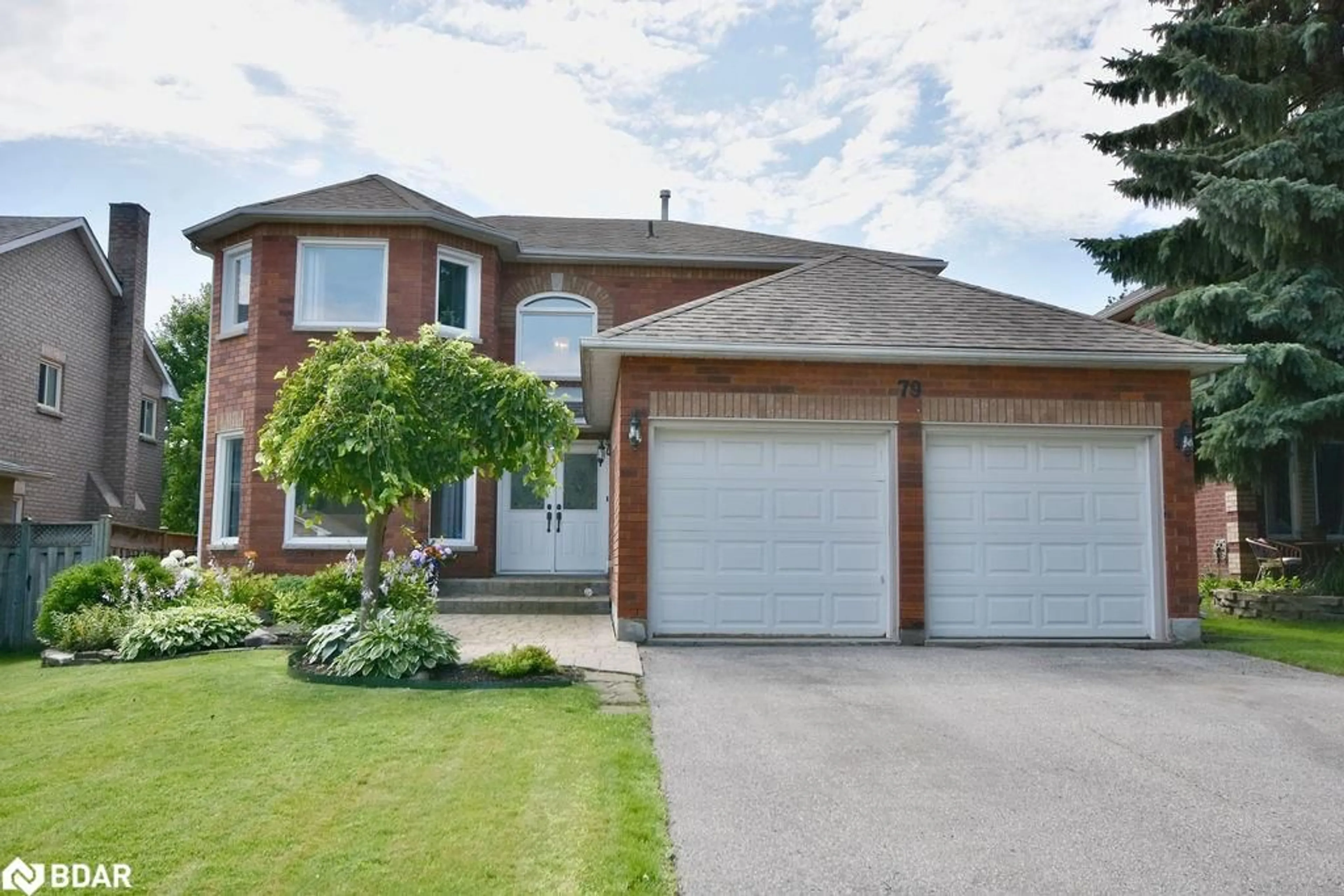 Frontside or backside of a home, the street view for 79 Maclaren Ave, Barrie Ontario L4N 7H3