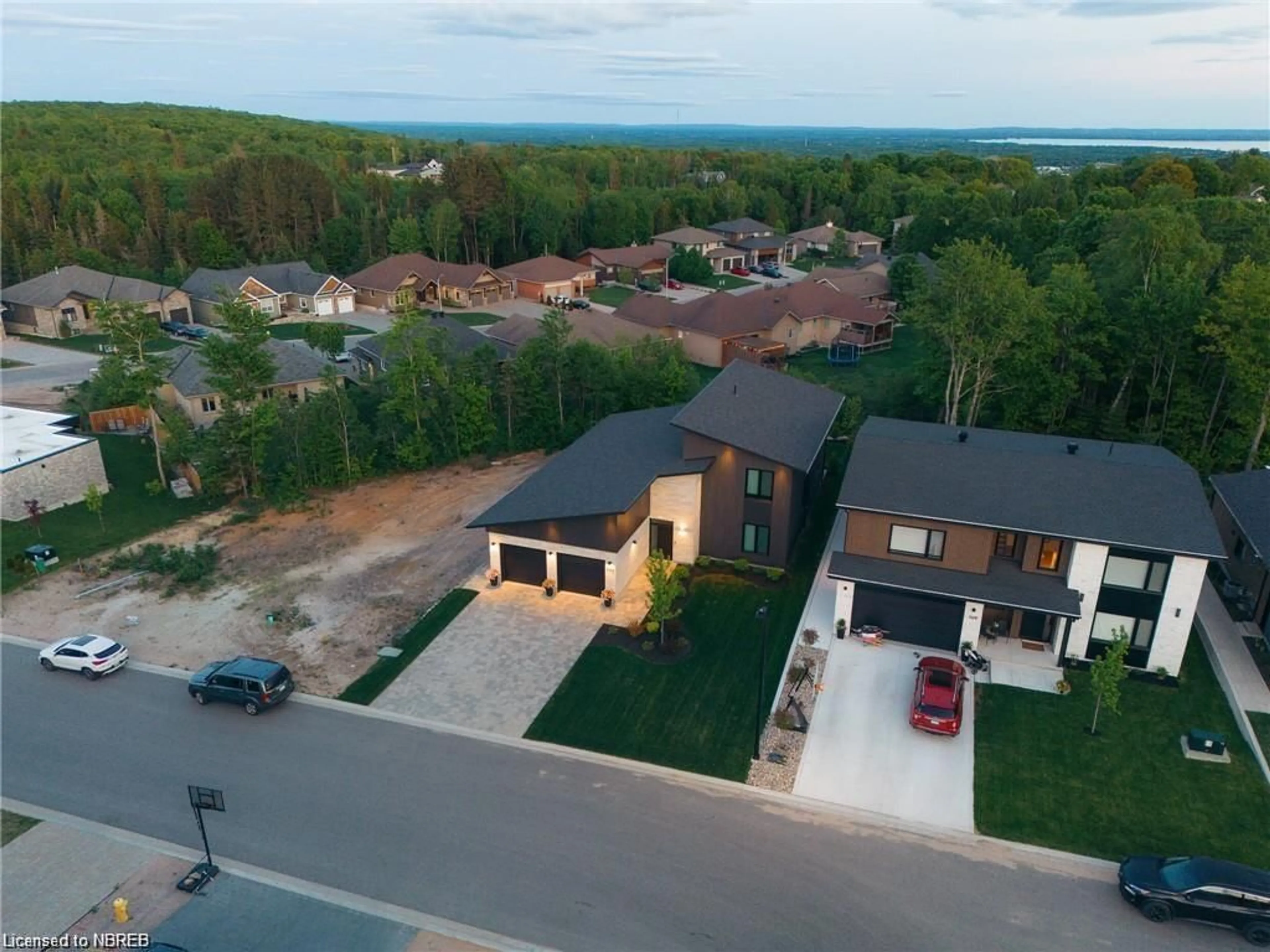 Frontside or backside of a home, the street view for 173 Sugarbush Street, North Bay Ontario P1C 1M8