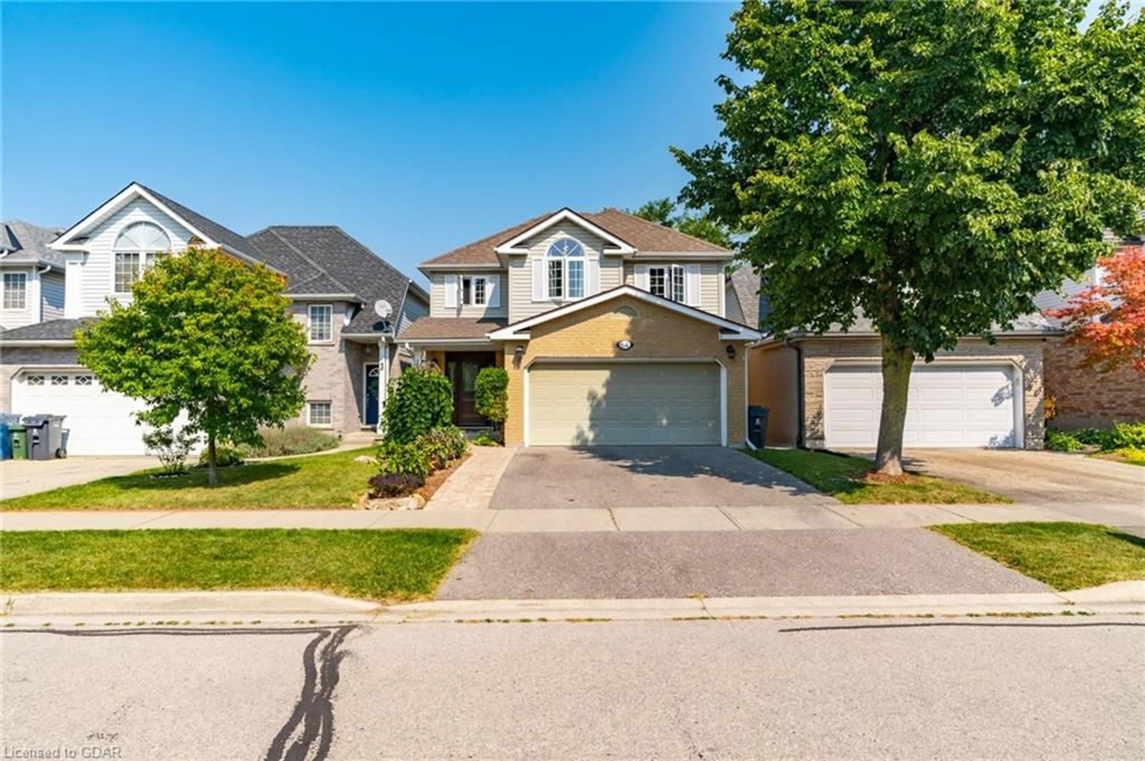 Frontside or backside of a home, the street view for 64 Gaw Cres, Guelph Ontario N1L 1H9