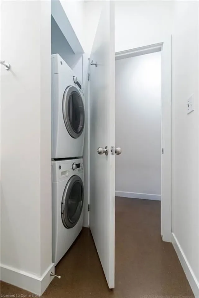 Additional property image - 66 Bay St Unit 613